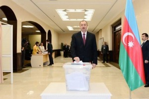 Prezident seçki məntəqəsində olub,səs verib