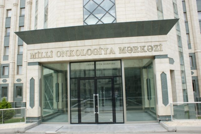 Milli Onkologiya Mərkəzi deputatın şirkətindən 50 milyonluq avadanlıq alır